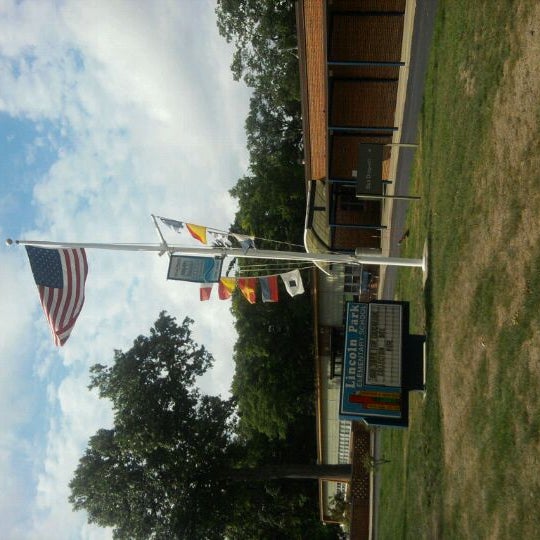 Lincoln Park Elementary School 1 tip