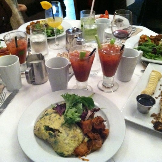 1/1/2012 tarihinde Katy A.ziyaretçi tarafından Good Restaurant'de çekilen fotoğraf