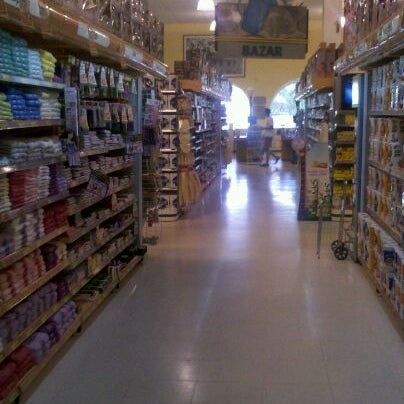 Foto tirada no(a) Savegnago Supermercados por Izildo S. em 1/29/2012