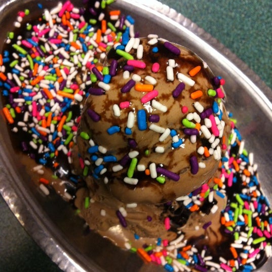 5/28/2012にRita P.がEgger&#39;s Ice Cream Parlorで撮った写真