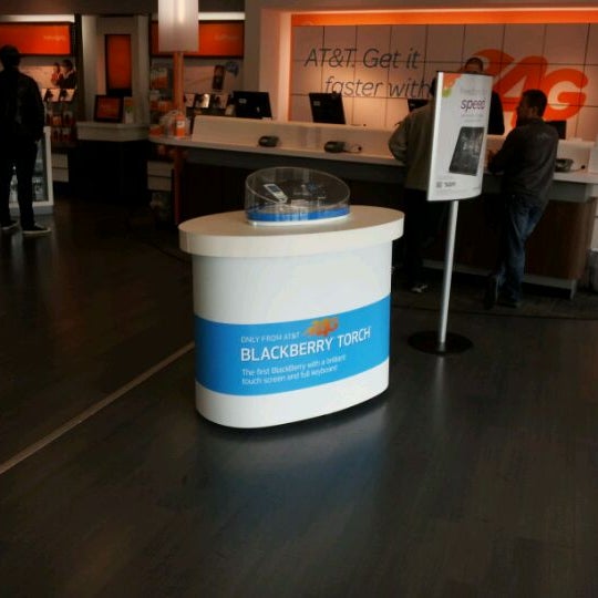 AT&T (Now Closed) Fairfax, VA