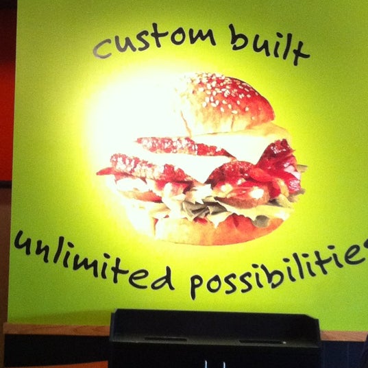 Photo taken at MOOYAH Burgers, Fries &amp; Shakes by Sonali on 12/1/2011