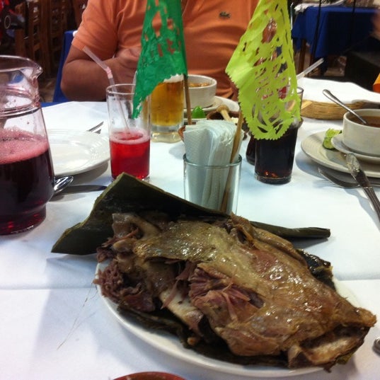3/3/2012 tarihinde Dave H.ziyaretçi tarafından Restaurante Arroyo'de çekilen fotoğraf