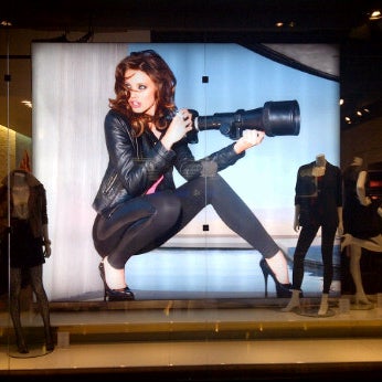10/19/2011にSid F.がMapleview Shopping Centreで撮った写真