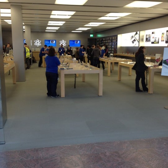 Apple Cribbs Causeway Elektronik Mağazası