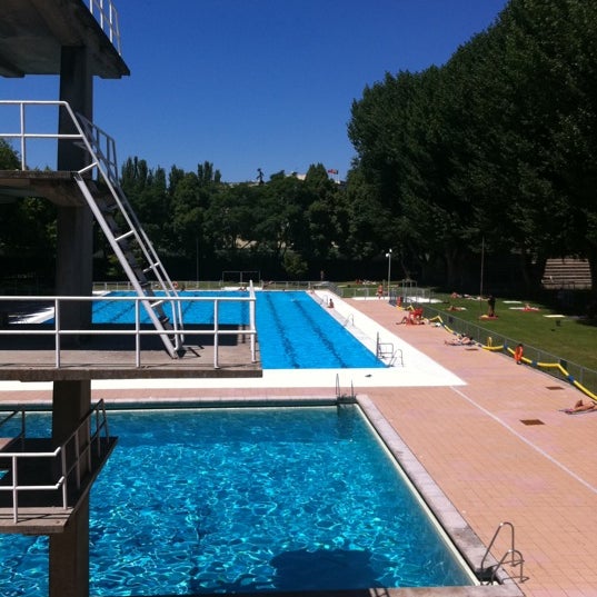Piscina de Verano de la UCM (Ahora cerrado) Ciudad Universitaria