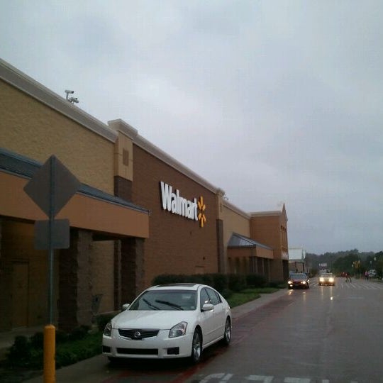 Walmart Supercenter 15 tips from 975 visitors