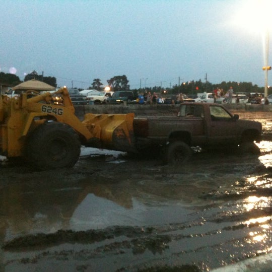 Muddy Muddy Christmas Lakeland Mudhole 2022 Lakeland Mudhole - Lakeland, Fl