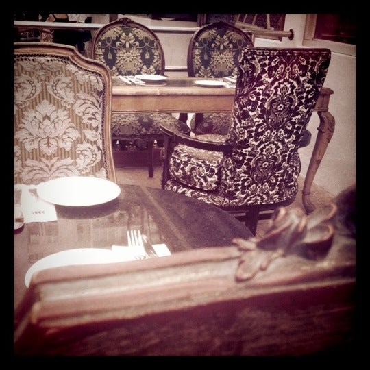 รูปภาพถ่ายที่ Di Zucchero Restaurant and Lounge โดย Michael D. เมื่อ 1/8/2012