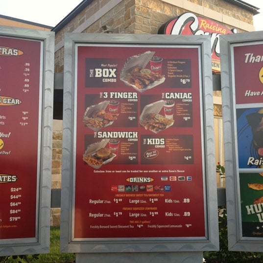 Photo taken at Raising Cane&#39;s Chicken Fingers by Laurie B. on 8/22/2011