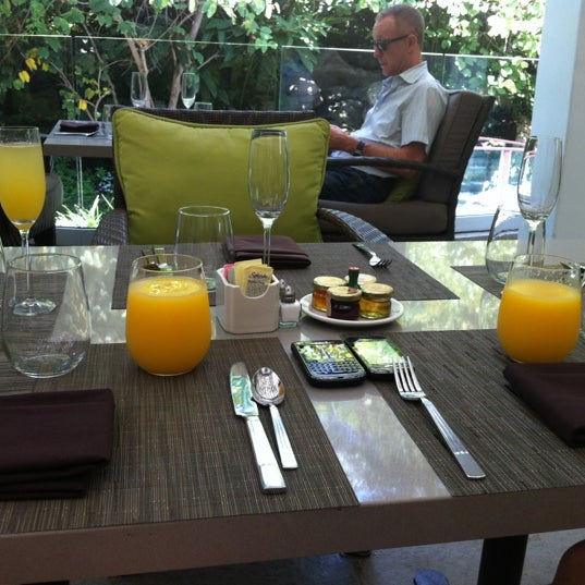 Photo taken at CAVATINA at Sunset Marquis by Tabby on 6/3/2012