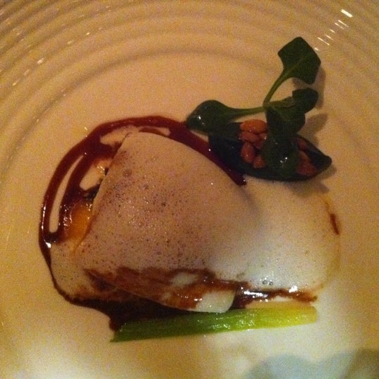 Photo taken at Gordon Ramsay at The London by Chan T. on 2/10/2011