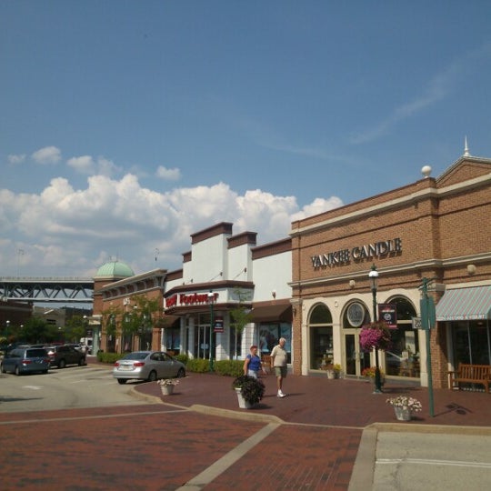 The Waterfront Homestead 149 Bridge St.