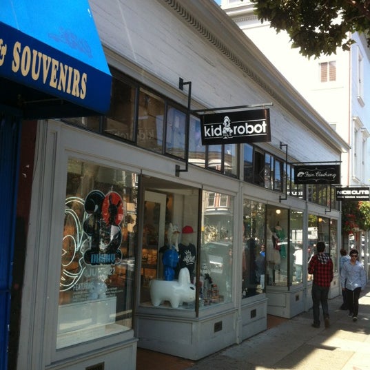 kidrobot store
