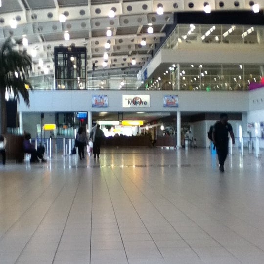 Princess Juliana International Airport (SXM) Airport