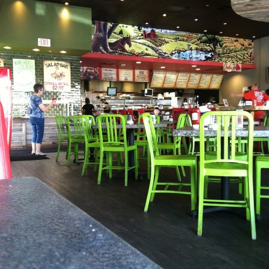 Foto scattata a CG Burgers da Phillip C. il 6/9/2012