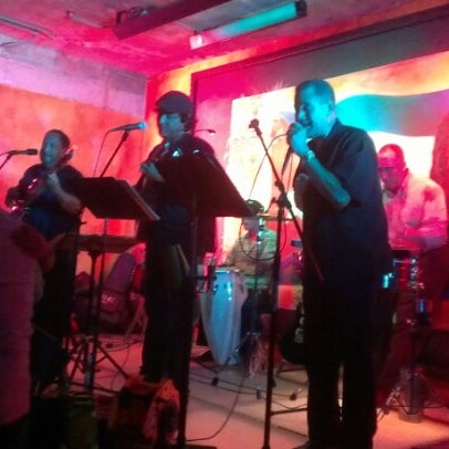 รูปภาพถ่ายที่ The Havana Club โดย Adrienne C. เมื่อ 9/1/2012
