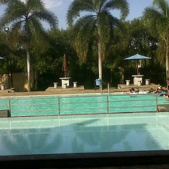 Foto Di Kolam Renang Vila Dago Tol Kolam Di Serpong Foto Di Kolam Renang Vila Dago Tol Kolam Di Serpong