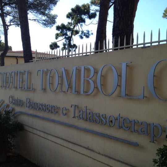 Снимок сделан в Tombolo Talasso Resort Castagneto Carducci пользователем Giammarco C. 5/22/2012