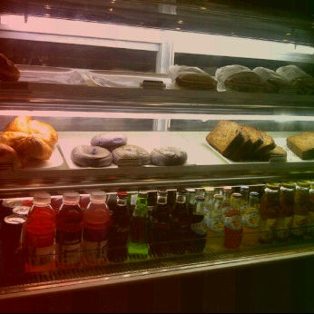 3/4/2012 tarihinde Taylor W.ziyaretçi tarafından Vivo Cafe'de çekilen fotoğraf