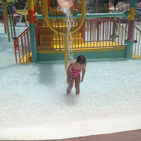 Photo taken at Adventure Island by Lori Lee S. on 8/9/2012
