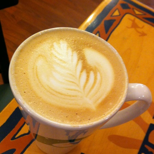 5/4/2012에 Regina T.님이 New World Coffee House에서 찍은 사진