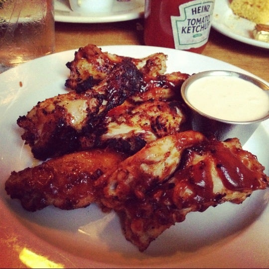 Max S Memphis Bbq Now Closed Bbq Joint In Red Hook