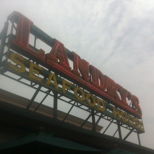 Landry’s Seafood House 33 tips