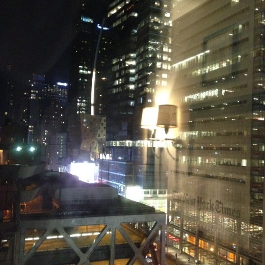 Foto scattata a Comfort Inn Times Square South da Choy L. il 5/27/2012