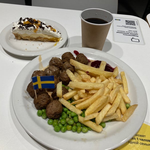 Photo taken at IKEA by Svetlana on 11/13/2021