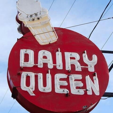 Das Foto wurde bei Dairy Queen von Tasha R. am 7/13/2013 aufgenommen