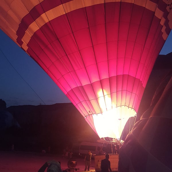 Das Foto wurde bei Royal Balloon von Gökhan D. am 8/20/2017 aufgenommen