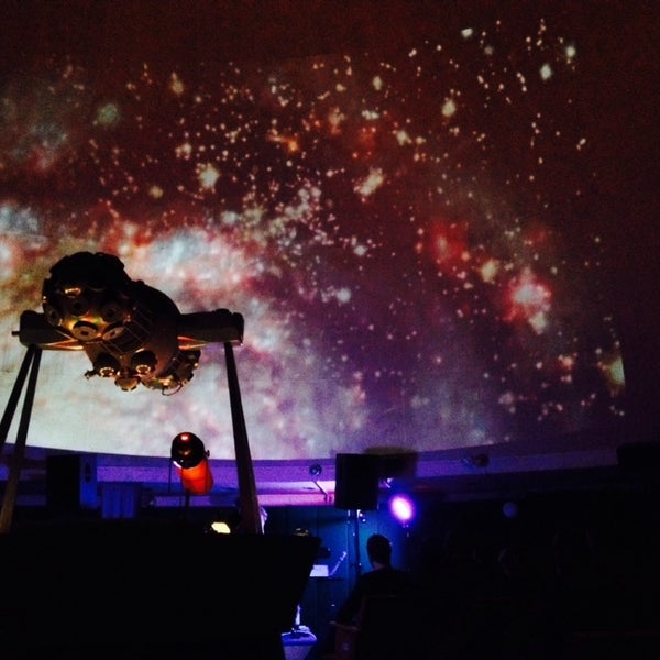 รูปภาพถ่ายที่ Planetariumas โดย Agnė L. เมื่อ 12/19/2013