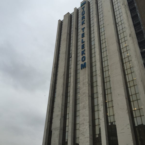 Photo taken at Türk Telekom Bölge Müdürlüğü by Levent K. on 3/18/2015
