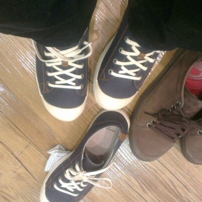Clarks mega hotsell bangna
