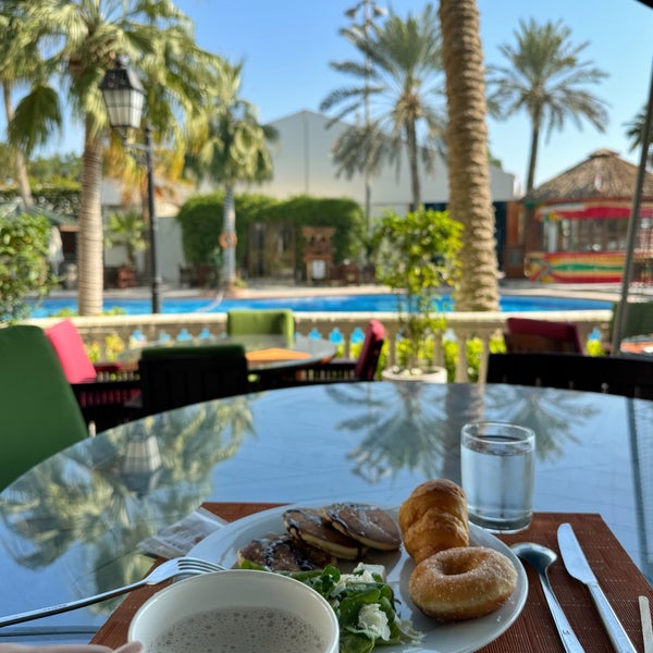 1/8/2024 tarihinde رَziyaretçi tarafından Elite Resort &amp; Spa Muharraq'de çekilen fotoğraf