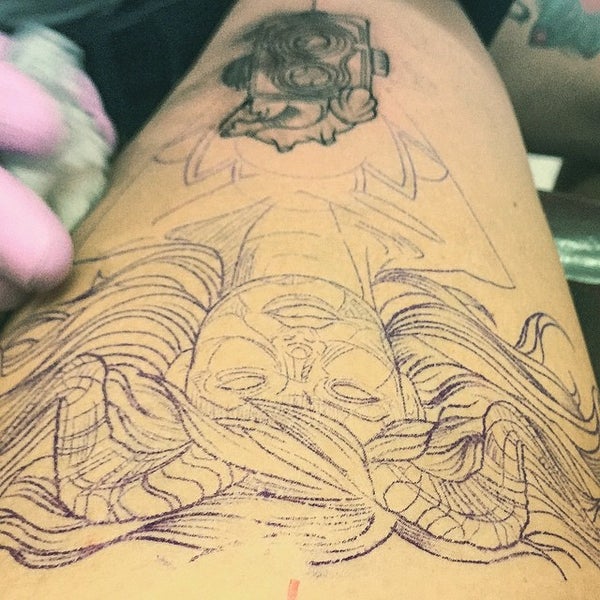 Tattoo studio worms