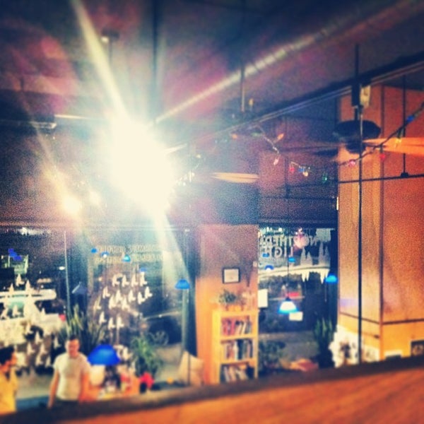 Photo taken at Northern Light Espresso Bar &amp; Cafe by Bruno G. on 10/26/2013