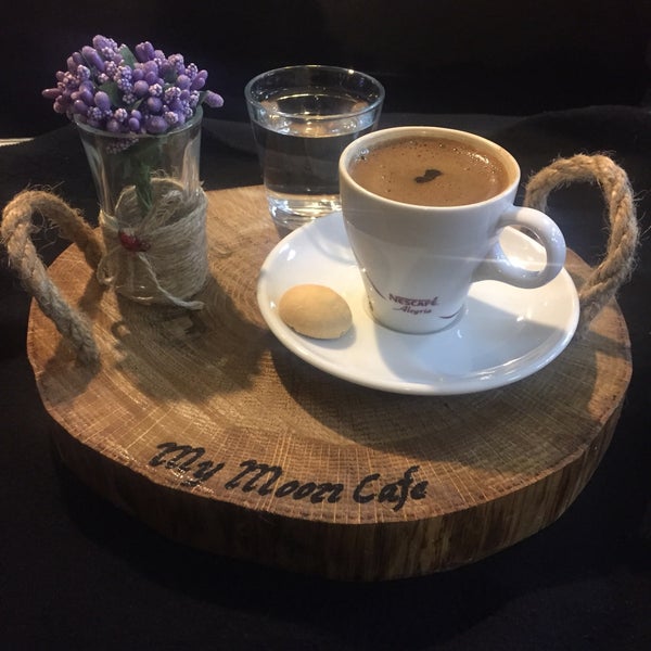 Photo taken at My Moon Cafe &amp; Restaurant by Duygu T. on 4/11/2018