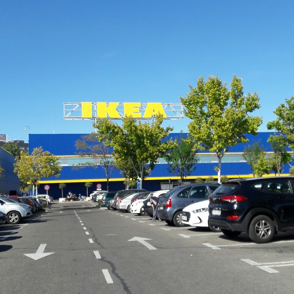 Photo taken at IKEA by Rubén A. on 9/26/2017