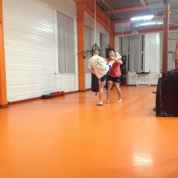 Спортмакс красногорск. Sportmax Красногорск.