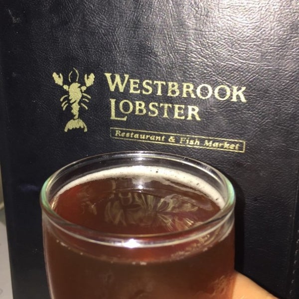 Das Foto wurde bei Westbrook Lobster Restaurant &amp; Bar von Tim G. am 8/3/2016 aufgenommen