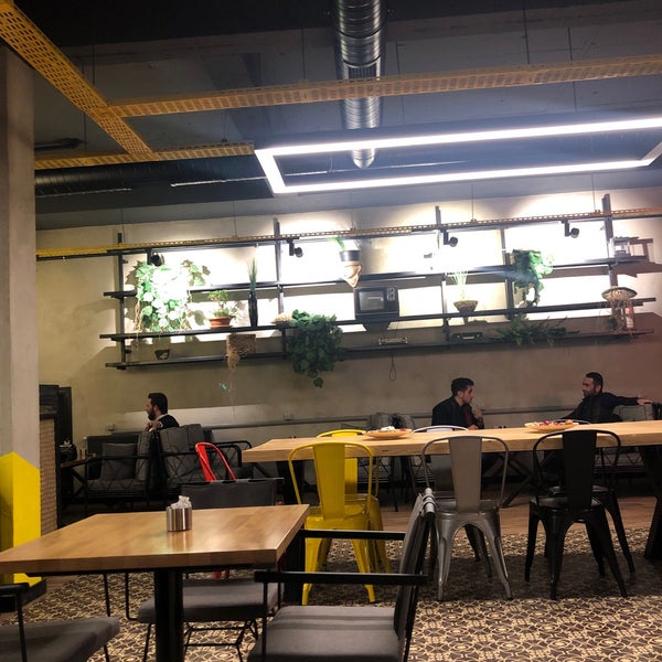 Photo taken at Musqa Burger by Selim Ç. on 3/12/2019