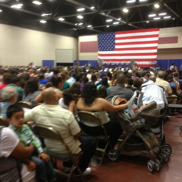 Foto scattata a El Paso Convention Center da Ziggy G. il 7/26/2013