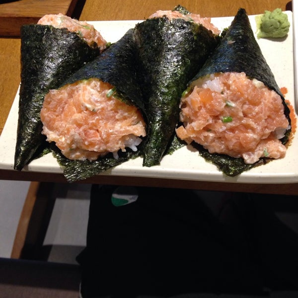Photo taken at Naoki Sushi by Ricardo P. on 4/9/2014