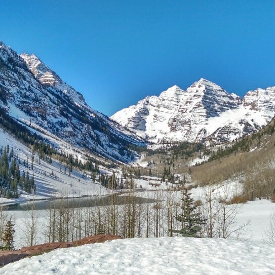Photo taken at Maroon Bells Guide &amp; Outfitters by Rishabh R. on 3/28/2015