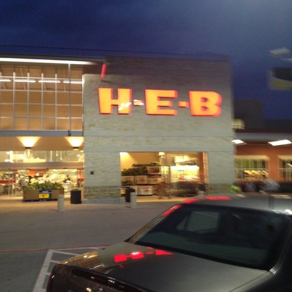 HEB Grocery Store in Cypress