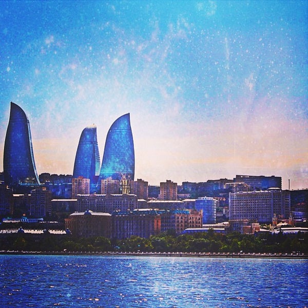 Баку с моря