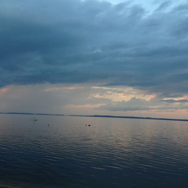 Mallett's Bay Lake in Malletts Bay