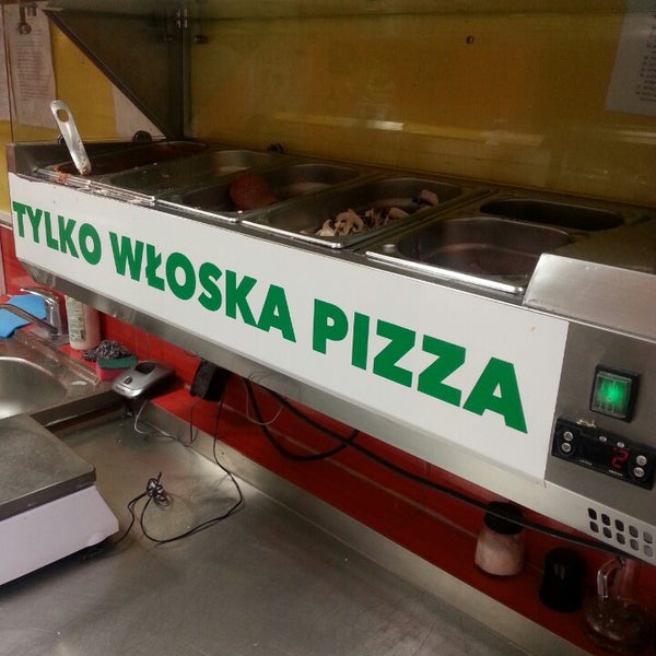 Zapraszam na pyszną pizze i przekąski. Www.casadellapizza.pl